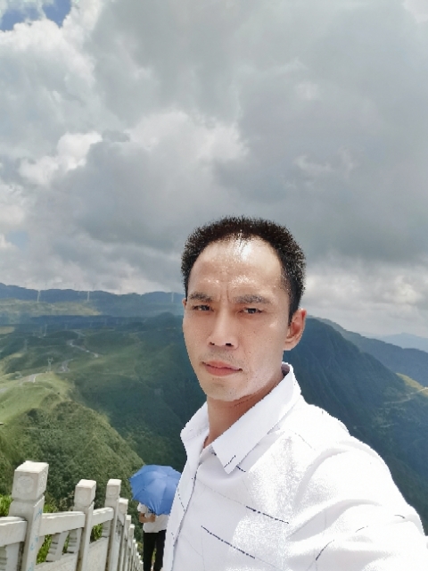 LXZ的第一张照片--赣州相亲服务中心