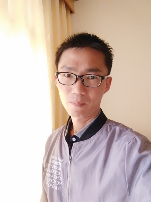 平凡的风的第二张照片--赣州相亲服务中心