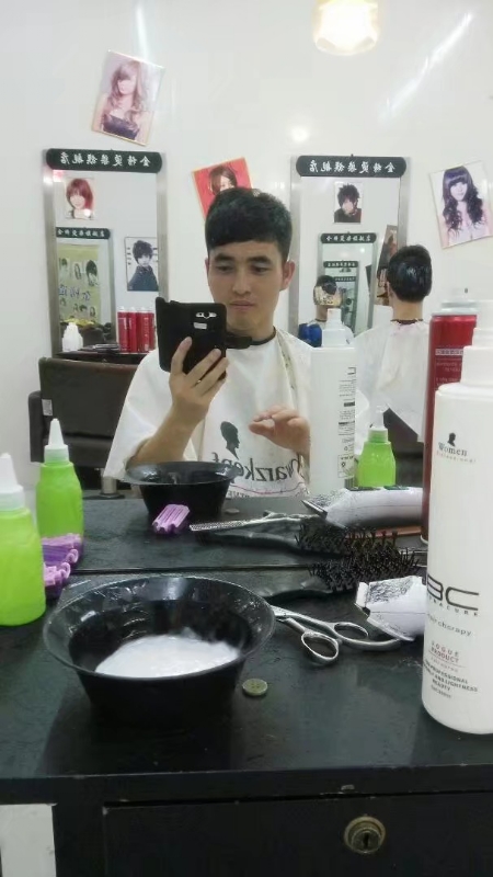 牛郎的第二张照片--赣州相亲服务中心