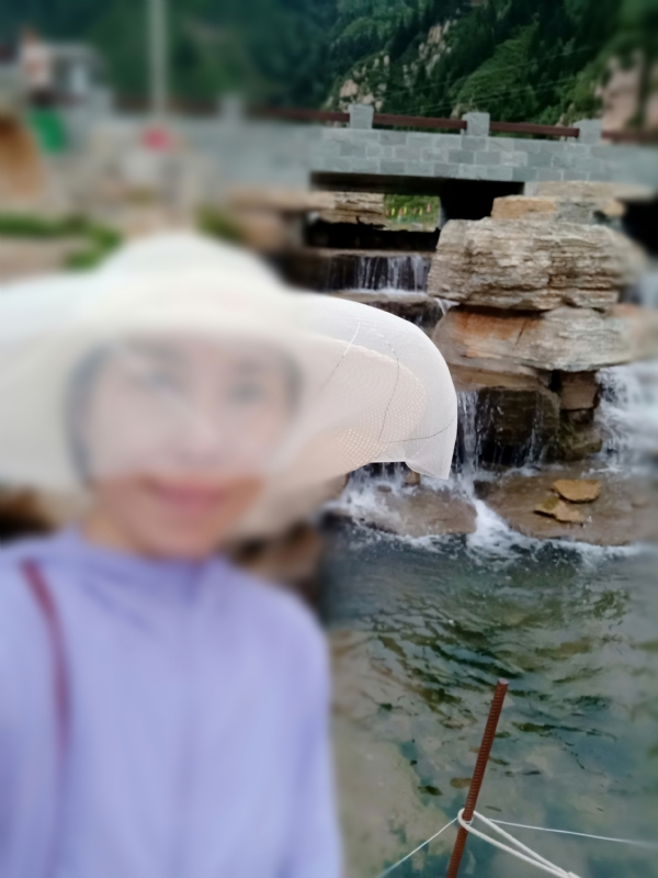 沥秋的第一张照片--赣州相亲服务中心
