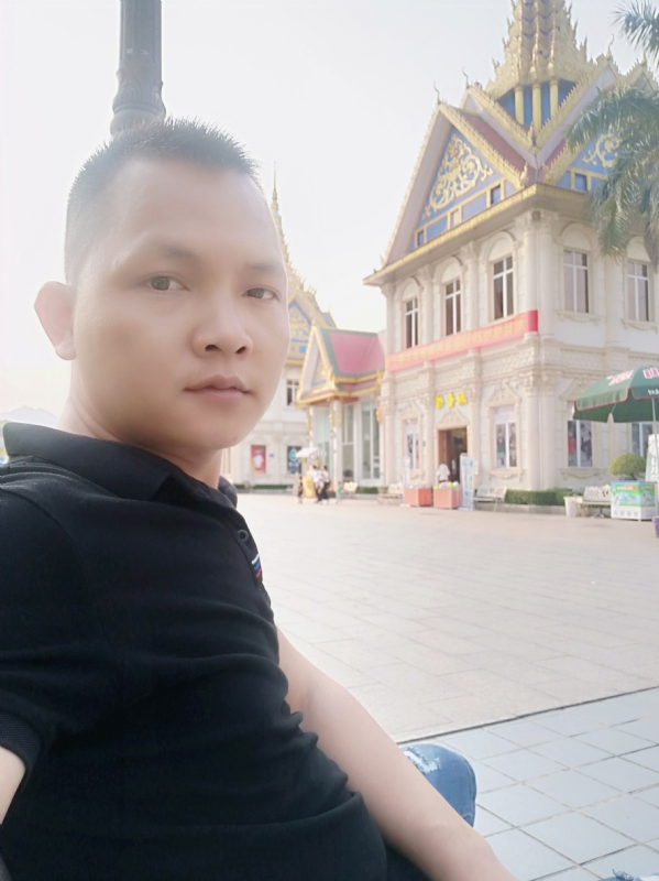 漂泊者的第一张照片--赣州相亲服务中心