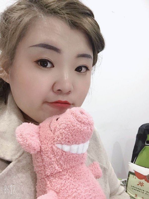 李娜的第一张照片--赣州相亲服务中心