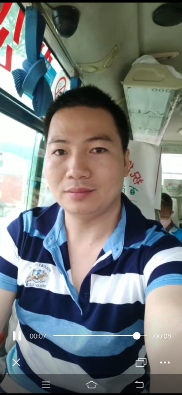 恋人未满的第一张照片--赣州相亲服务中心