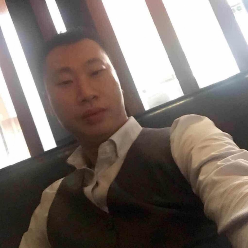 陈威的第一张照片--赣州相亲服务中心