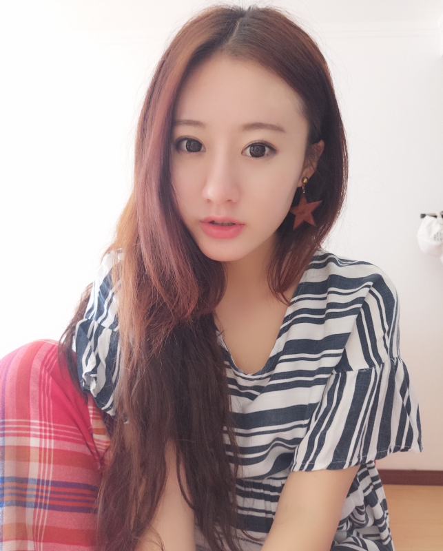 妮妮的第二张照片--赣州相亲服务中心