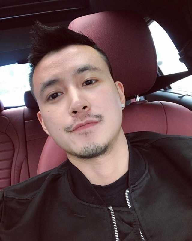 隆刘的第一张照片--赣州相亲服务中心
