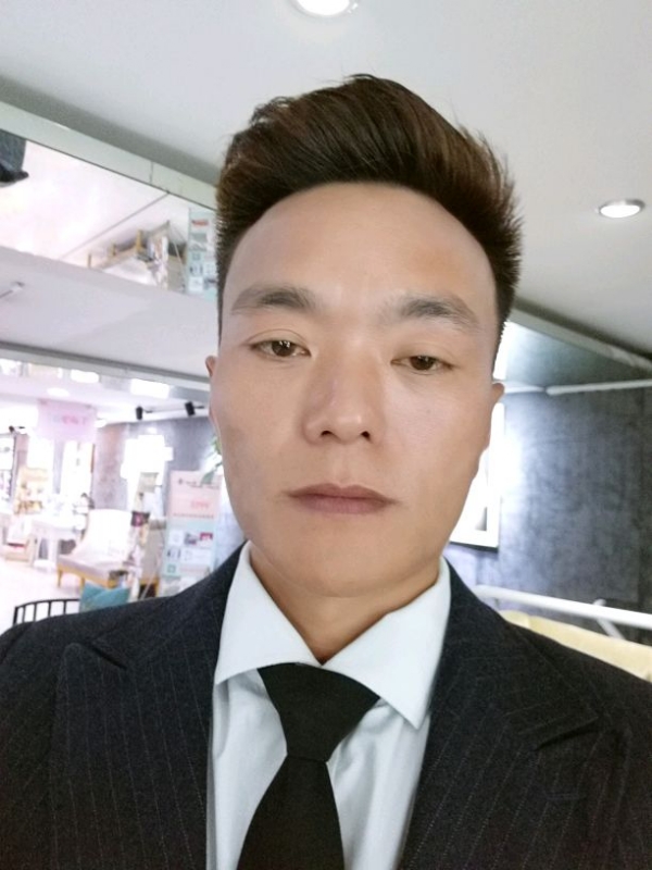 醉酒的蝴蝶的第一张照片--赣州相亲服务中心