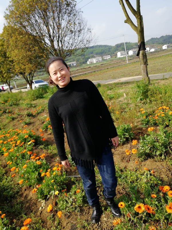 征婚女人的第四张照片--赣州相亲服务中心