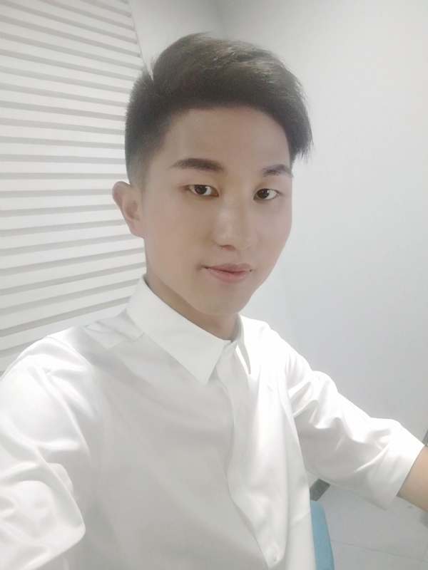 MrLi的第二张照片--赣州相亲服务中心