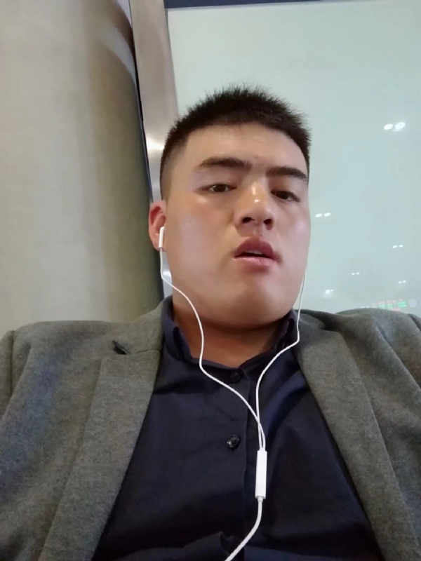 崩沙卡拉卡的第二张照片--赣州相亲服务中心