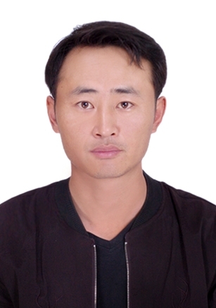 淡漠痕的第二张照片--赣州相亲服务中心