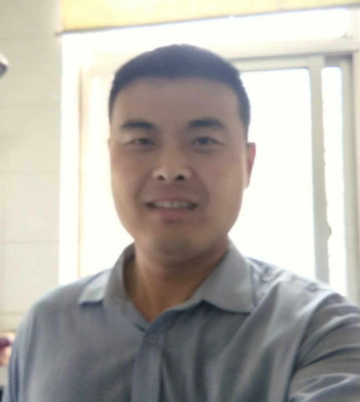 李伟的第一张照片--赣州相亲服务中心