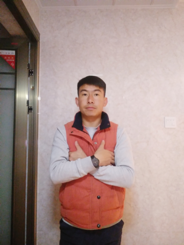 石林小伙的第二张照片--赣州相亲服务中心