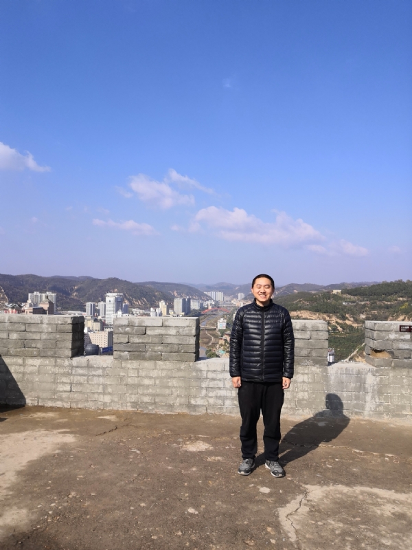 人间不值得的第一张照片--赣州相亲服务中心