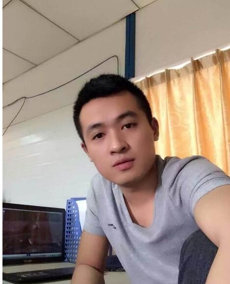 佛山喜欢你的第一张照片--赣州相亲服务中心
