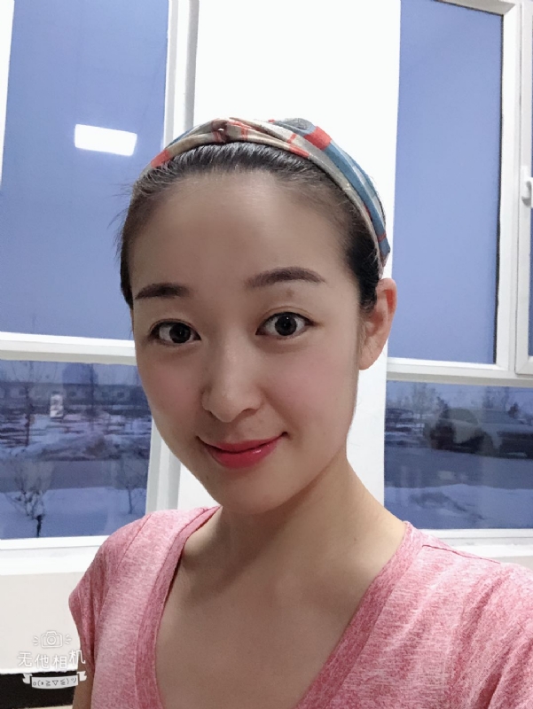 浅笑的第一张照片--赣州相亲服务中心