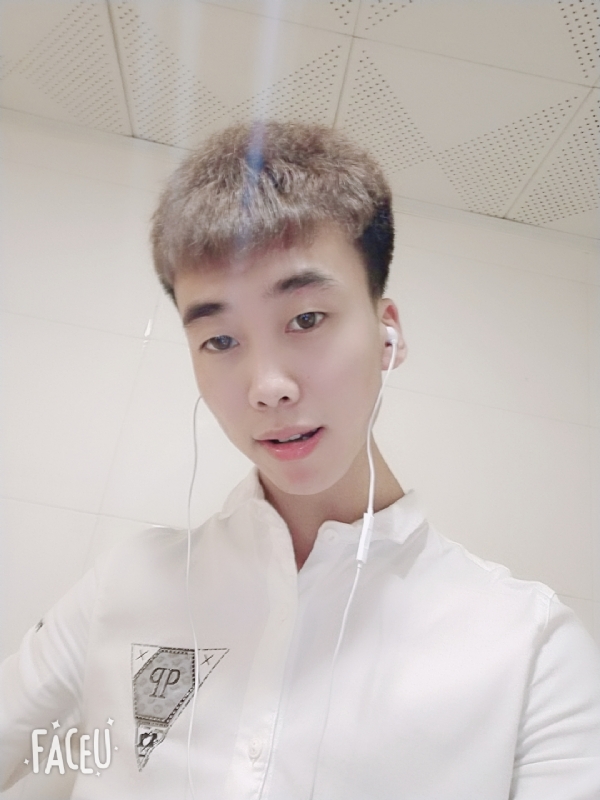 晚枫的第三张照片--赣州相亲服务中心