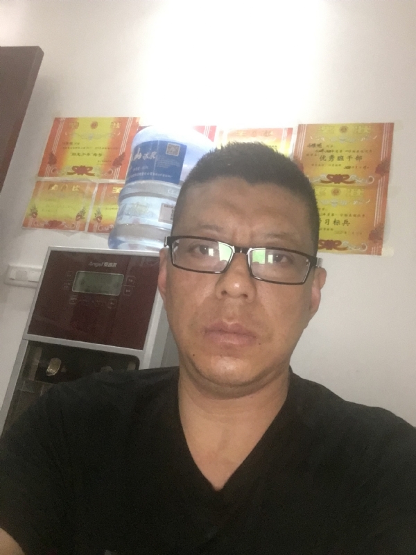 牵手的第二张照片--赣州相亲服务中心