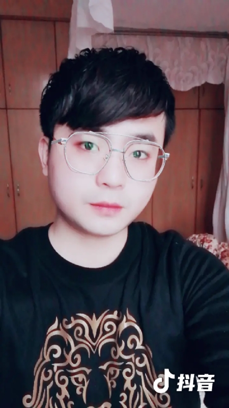 哎呦哥哥的第二张照片--赣州相亲服务中心