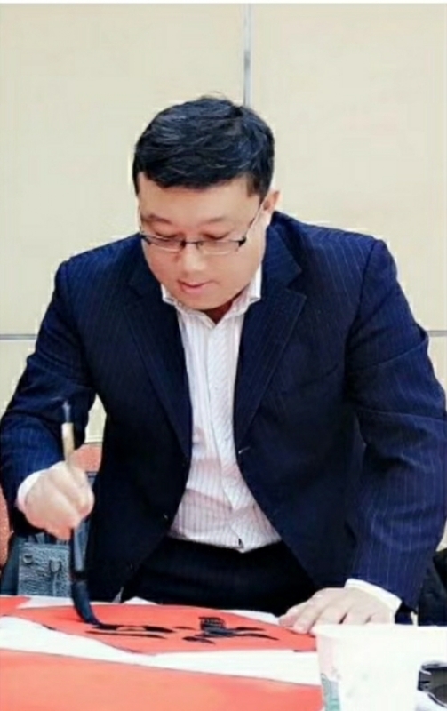 青岛小哥哥的第一张照片--赣州相亲服务中心