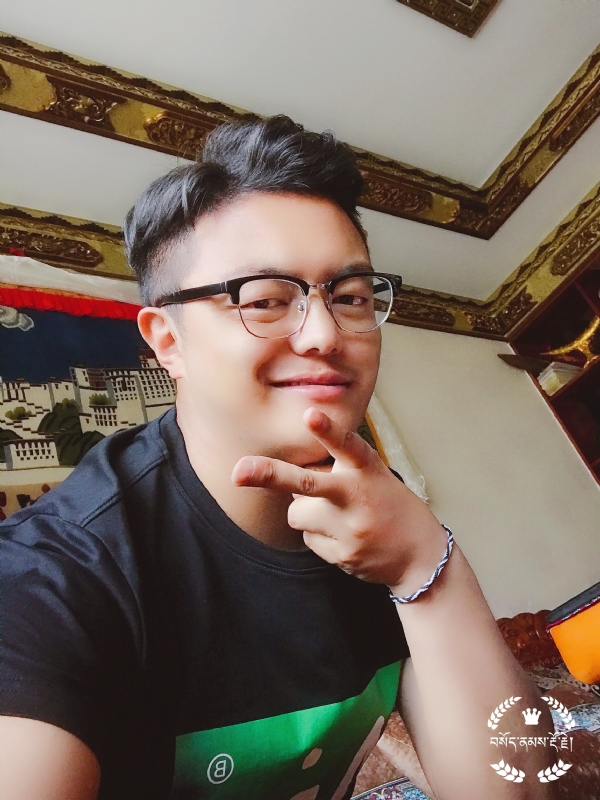 橙男的第四张照片--赣州相亲服务中心