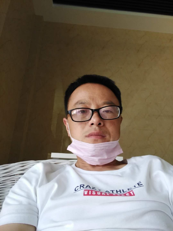 小马奔腾的第一张照片--赣州相亲服务中心