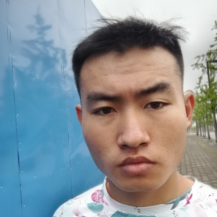爱一个哦的第一张照片--赣州相亲服务中心