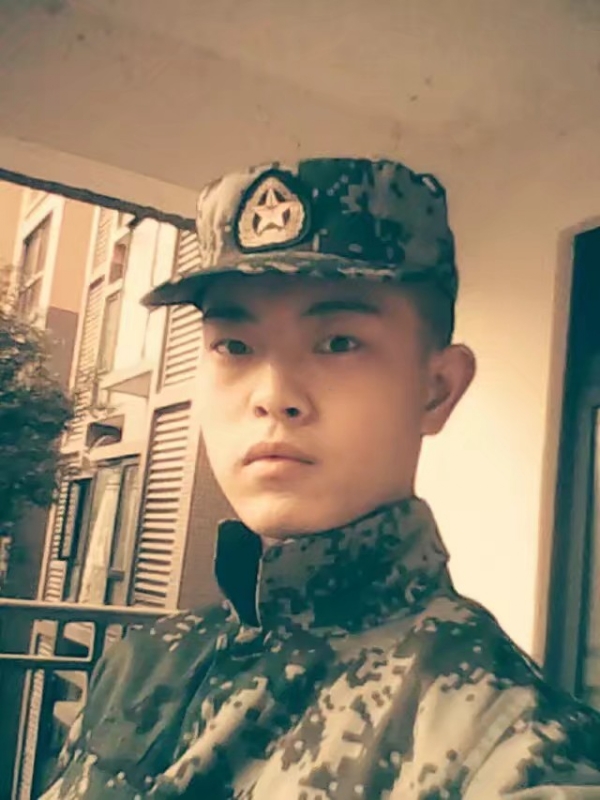 深情留给意中人aaaa的第一张照片--赣州相亲服务中心
