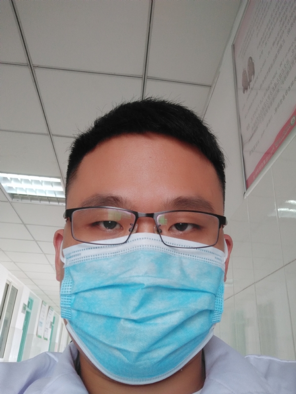 风轻云淡的第一张照片--赣州相亲服务中心