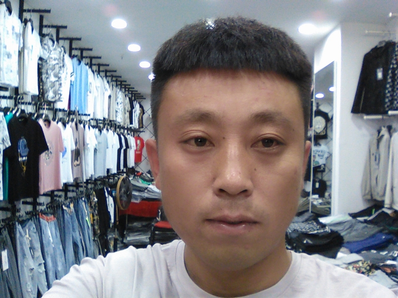 冰冷的心的第二张照片--赣州相亲服务中心