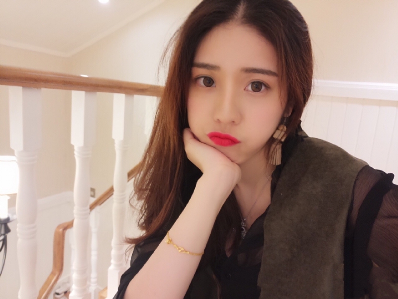 陈怡的第一张照片--赣州相亲服务中心