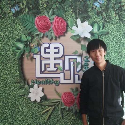 影视人~混爷张的第二张照片--赣州相亲服务中心