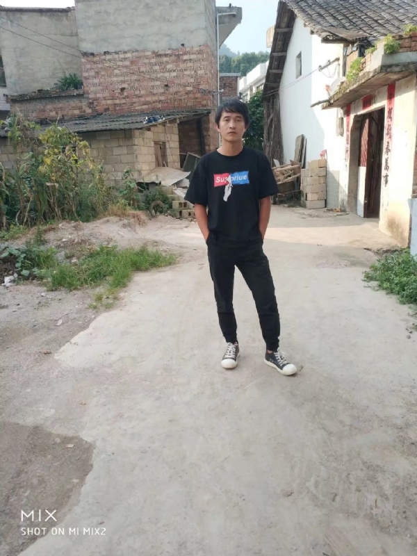 活活该的第一张照片--赣州相亲服务中心