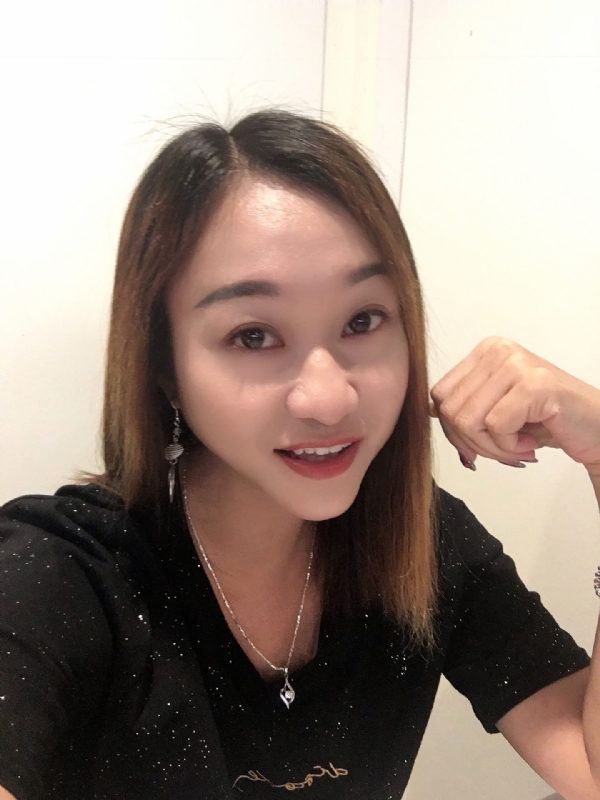 小蜜蜂??的第一张照片--赣州相亲服务中心