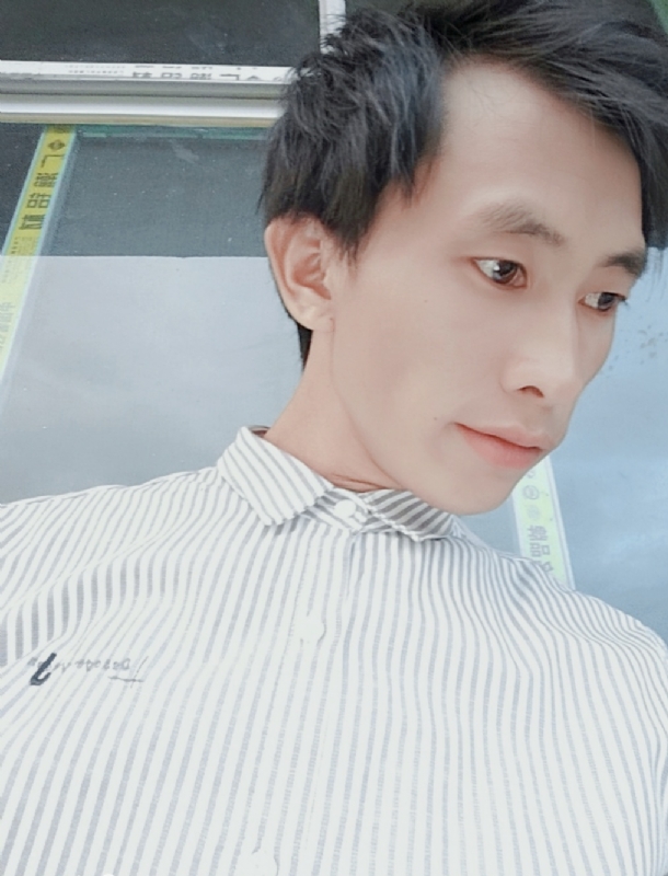 寻找下一个路口的第一张照片--赣州相亲服务中心