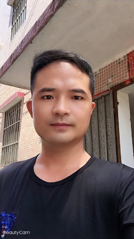 言飞的第二张照片--赣州相亲服务中心