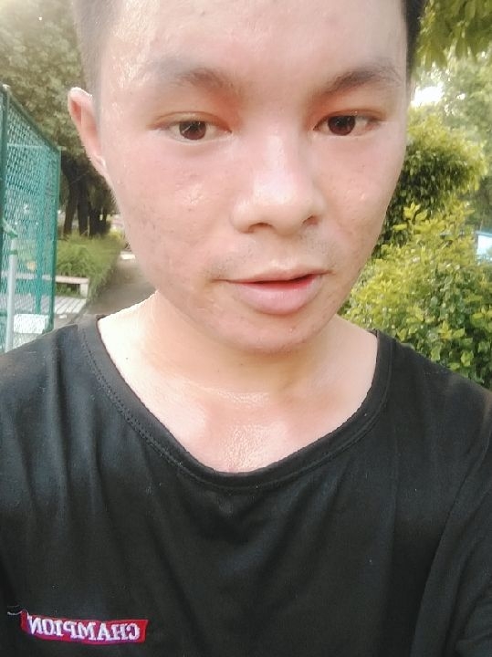 楠呐的第二张照片--赣州相亲服务中心