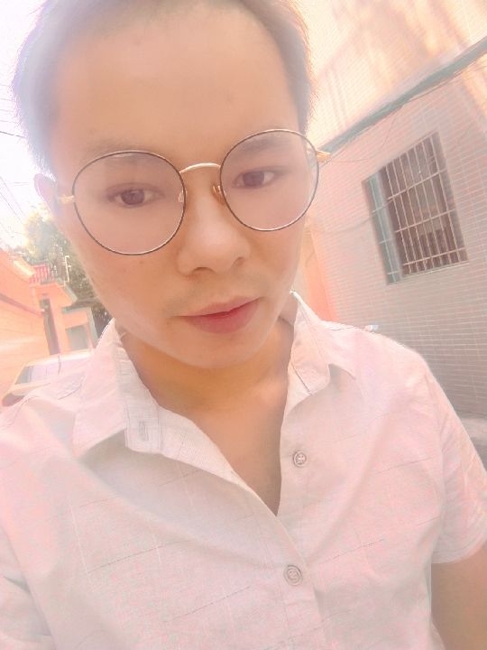 楠呐的第四张照片--赣州相亲服务中心