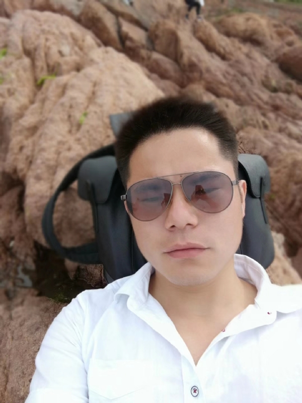 易听的第一张照片--赣州相亲服务中心