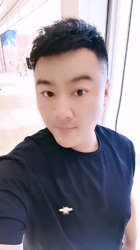 微风徐徐的第二张照片--赣州相亲服务中心