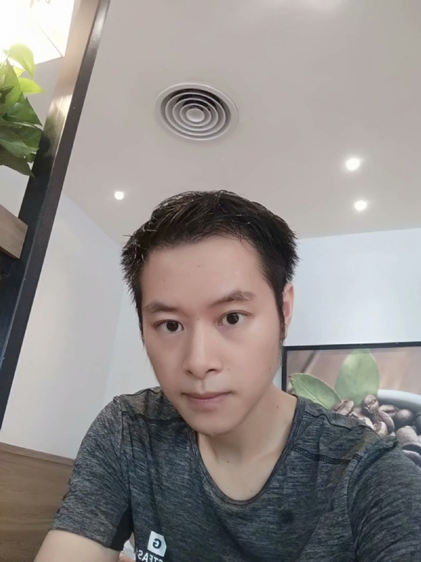 期待缘分的第二张照片--赣州相亲服务中心