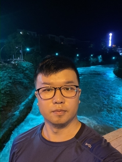 你在哪里的第一张照片--赣州相亲服务中心