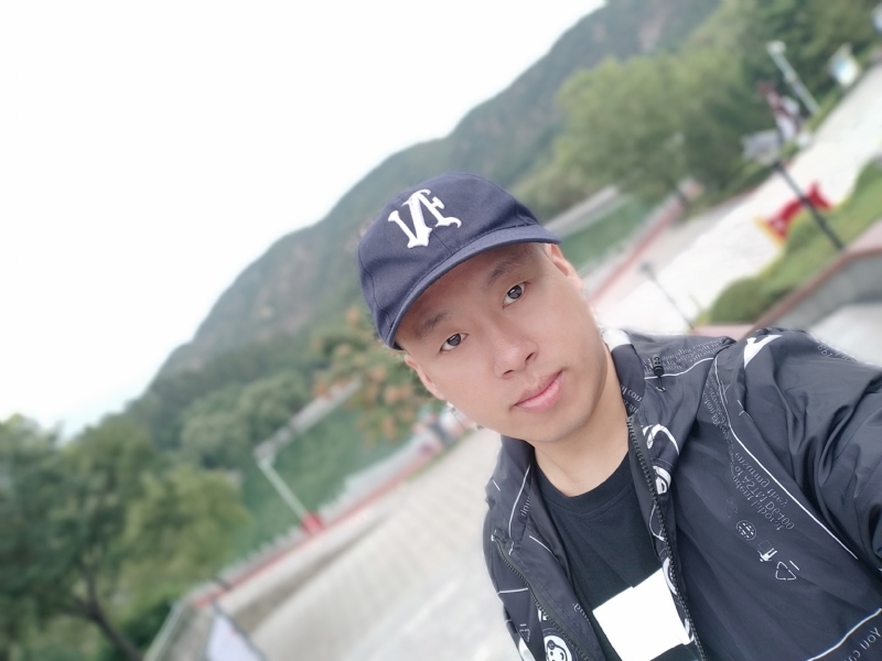 阳光的第一张照片--赣州相亲服务中心