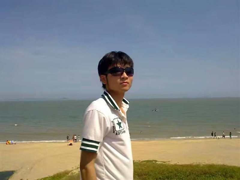 阿俊的第一张照片--赣州相亲服务中心