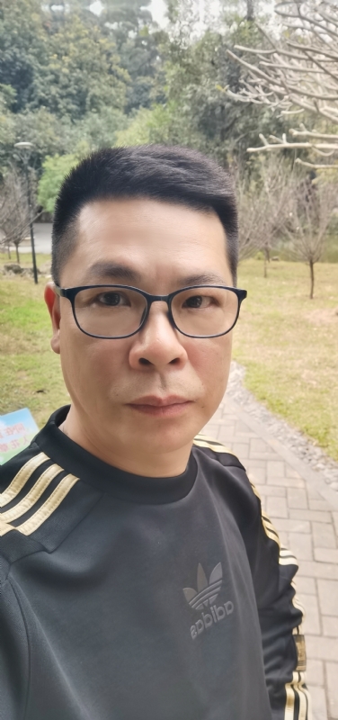 随缘的第一张照片--赣州相亲服务中心