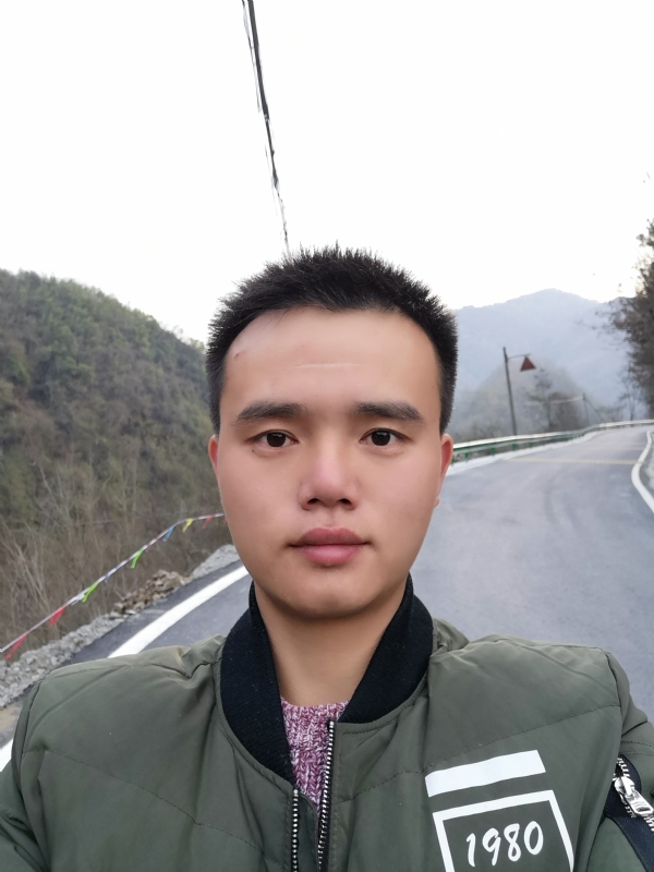年华零落成诗的第一张照片--赣州相亲服务中心