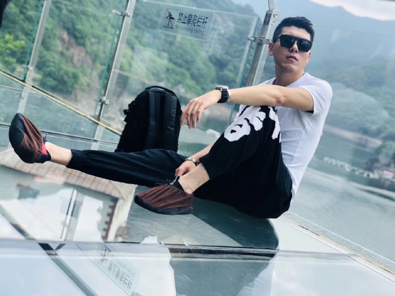 庄周梦蝶的第一张照片--赣州相亲服务中心
