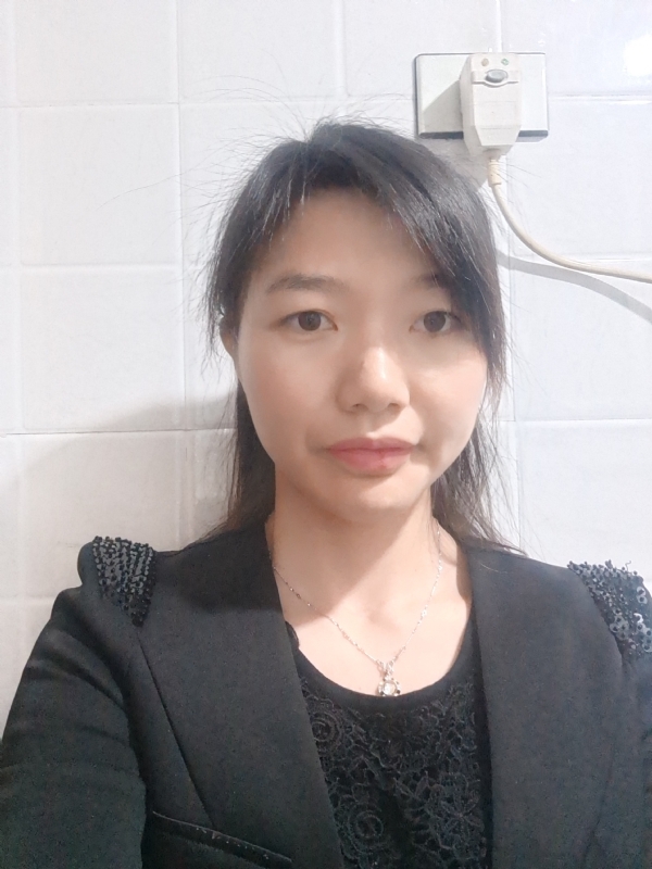 hely的第三张照片--赣州相亲服务中心