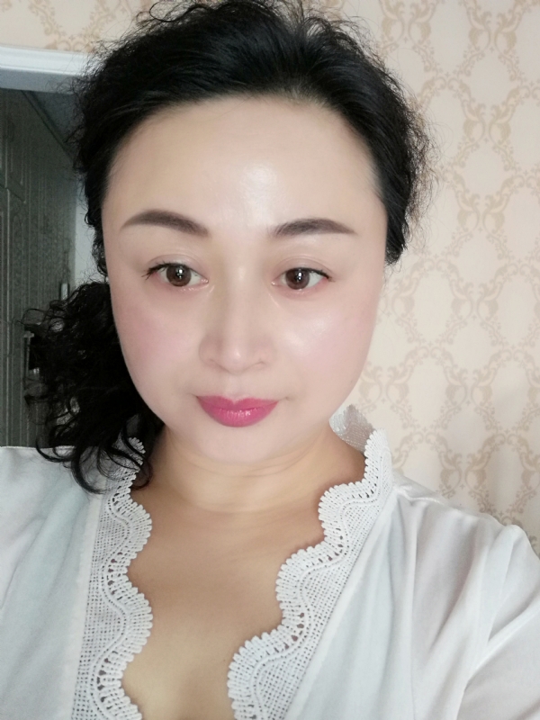 花谢花飞的第一张照片--赣州相亲服务中心