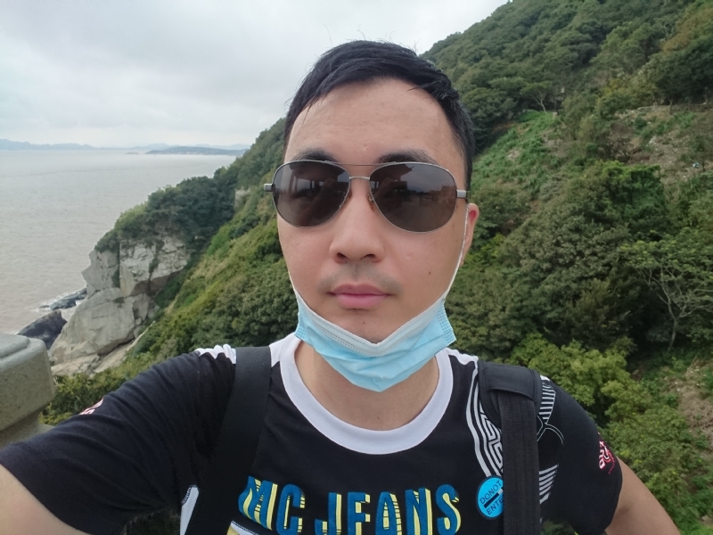 h君的第二张照片--赣州相亲服务中心